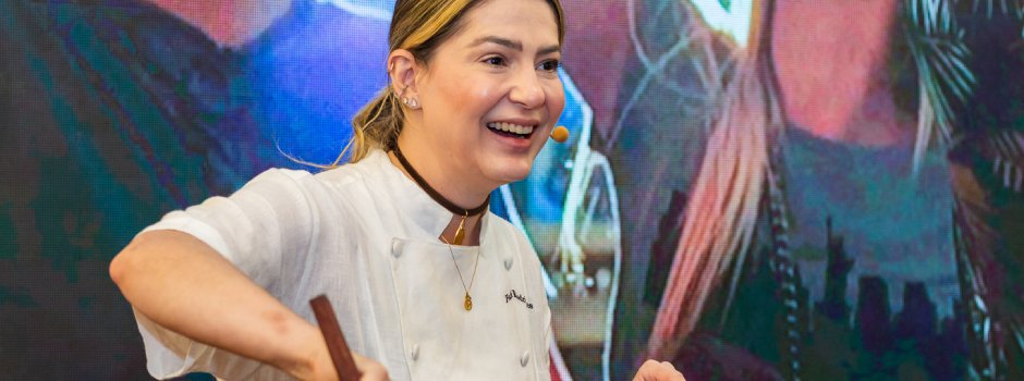 minas-gerais-destaca-inovacao-negocios-e-protagonismo-feminino-no-segundo-dia-da-abav-expo-2025