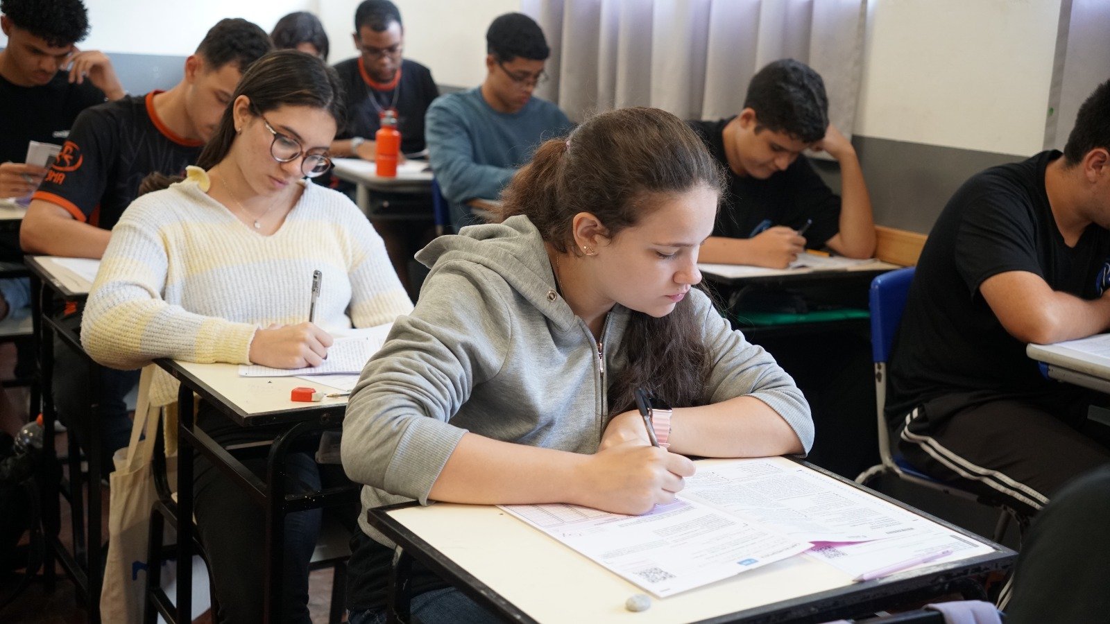 estudantes-mineiros-tem-ate-esta-sexta-feira-56-para-se-inscrever-no-enem-2026
