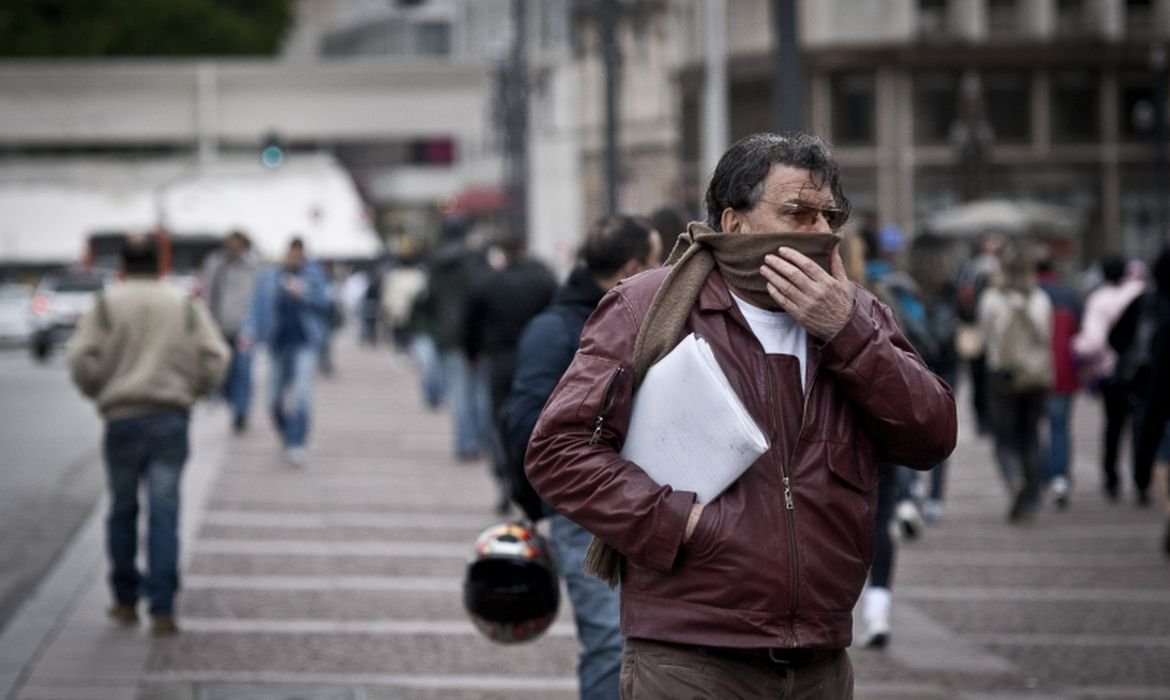 governo-de-minas-alerta-para-queda-acentuada-de-temperaturas-nesta-sexta-feira-196