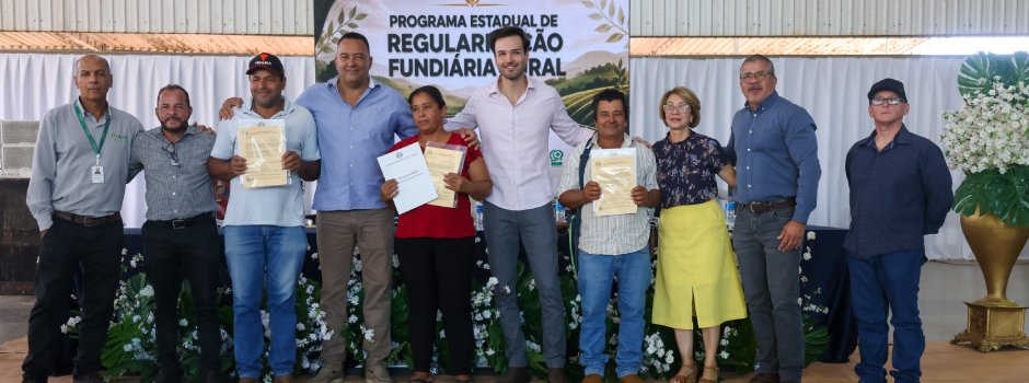 governo-de-minas-entrega-163-titulos-de-regularizacao-fundiaria-a-produtores-rurais-de-bocaiuva